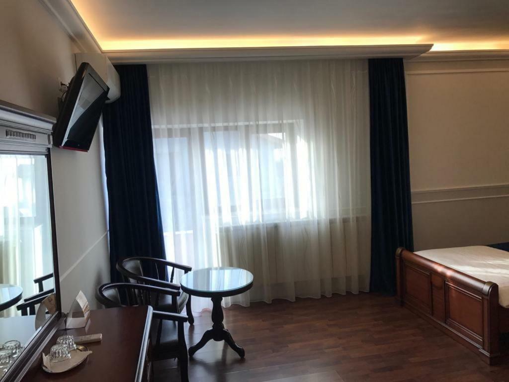 Pension Hanul Andritei Craiova Exteriér fotografie